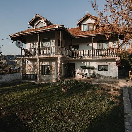 Къща За Гости Искрица И Сияйница Casa de Férias Cherven (Ruse)